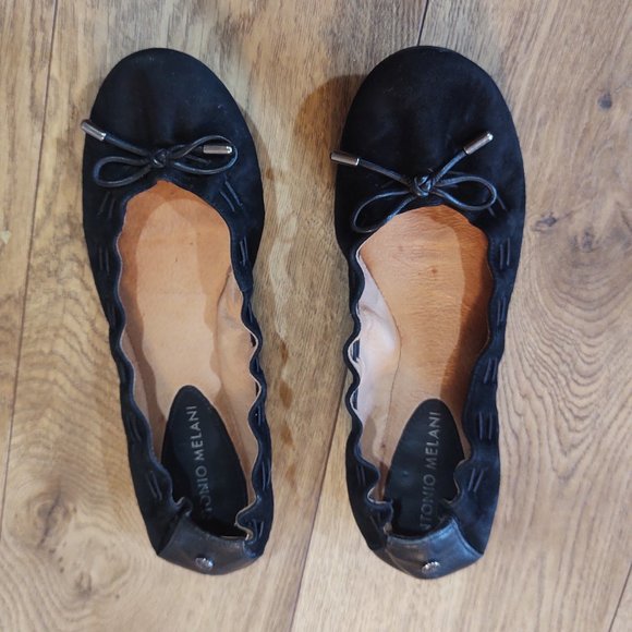 Antonio Melani Flats - Picture 3 of 3